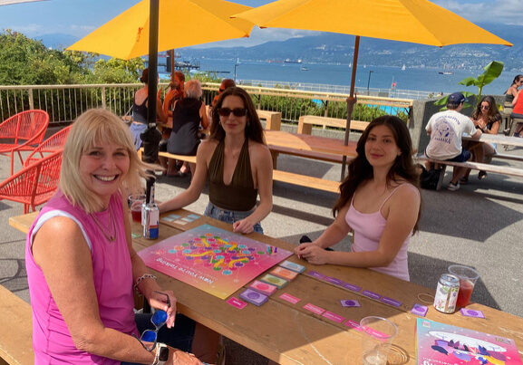 Maddy, Dannie, Ne - smiling - media 3